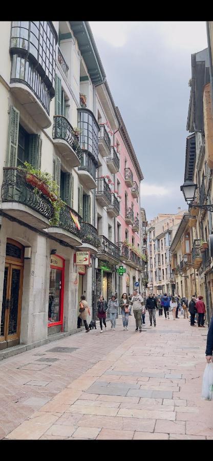 Piso En El Emblematico Barrio Antiguo De Oviedo Lejlighed Eksteriør billede